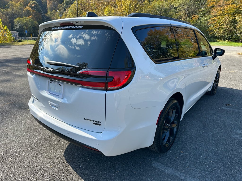 2026 Chrysler Pacifica PACIFICA LIMITED AWD