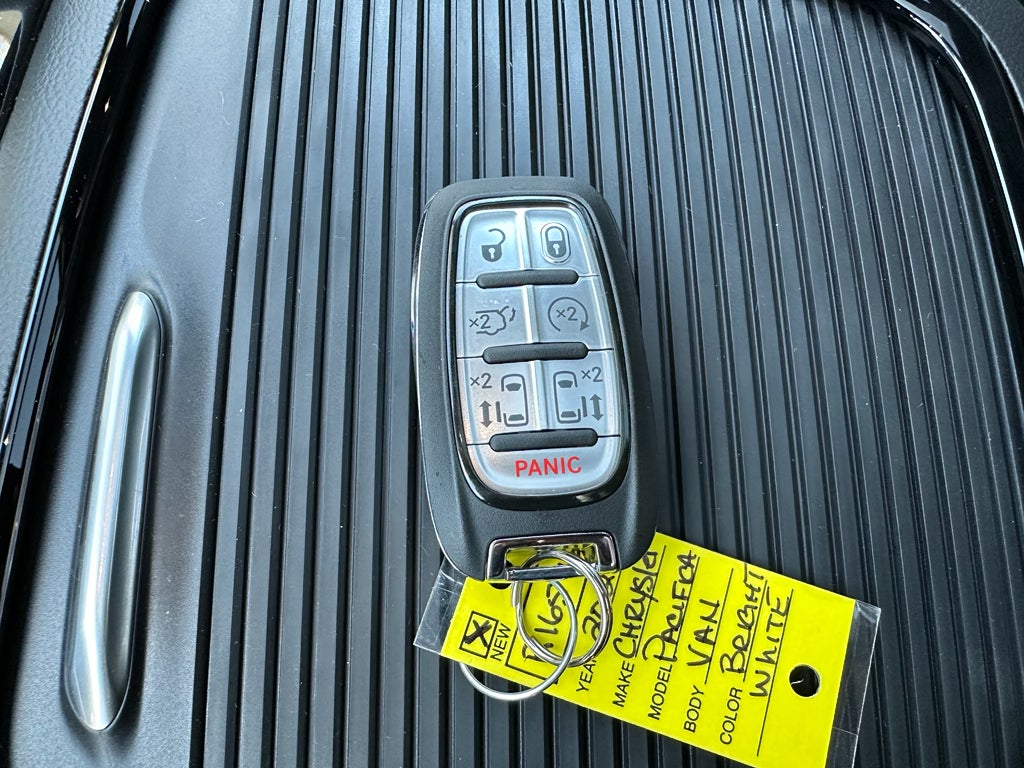 2026 Chrysler Pacifica PACIFICA LIMITED AWD