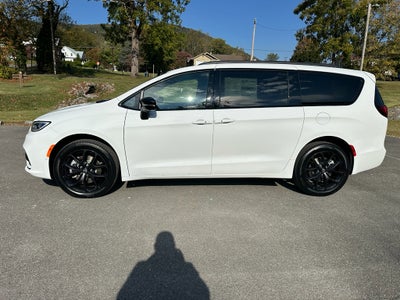 2026 Chrysler Pacifica PACIFICA LIMITED AWD