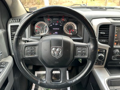 2017 RAM 1500 Big Horn Crew Cab 4x4 5'7' Box