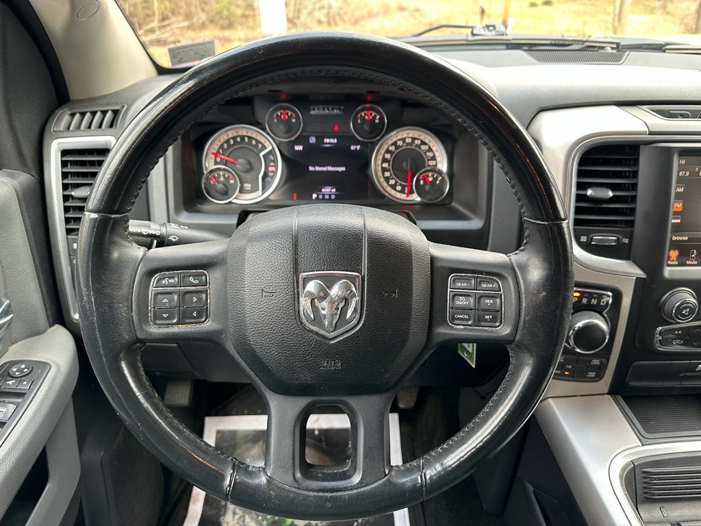 2017 RAM 1500 Big Horn Crew Cab 4x4 5'7' Box