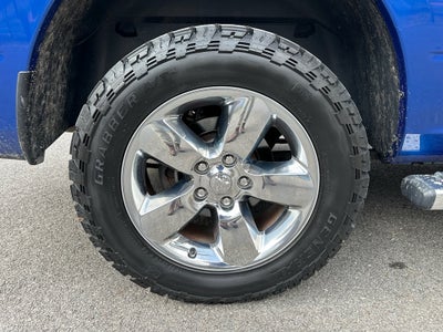 2017 RAM 1500 Big Horn Crew Cab 4x4 5'7' Box