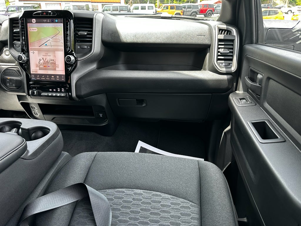 2026 RAM Ram 2500 RAM 2500 BLACK EXPRESS CREW CAB 4X4 6'4' BOX