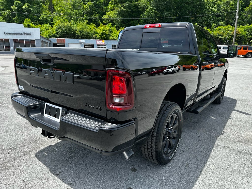 2026 RAM Ram 2500 RAM 2500 BLACK EXPRESS CREW CAB 4X4 6'4' BOX