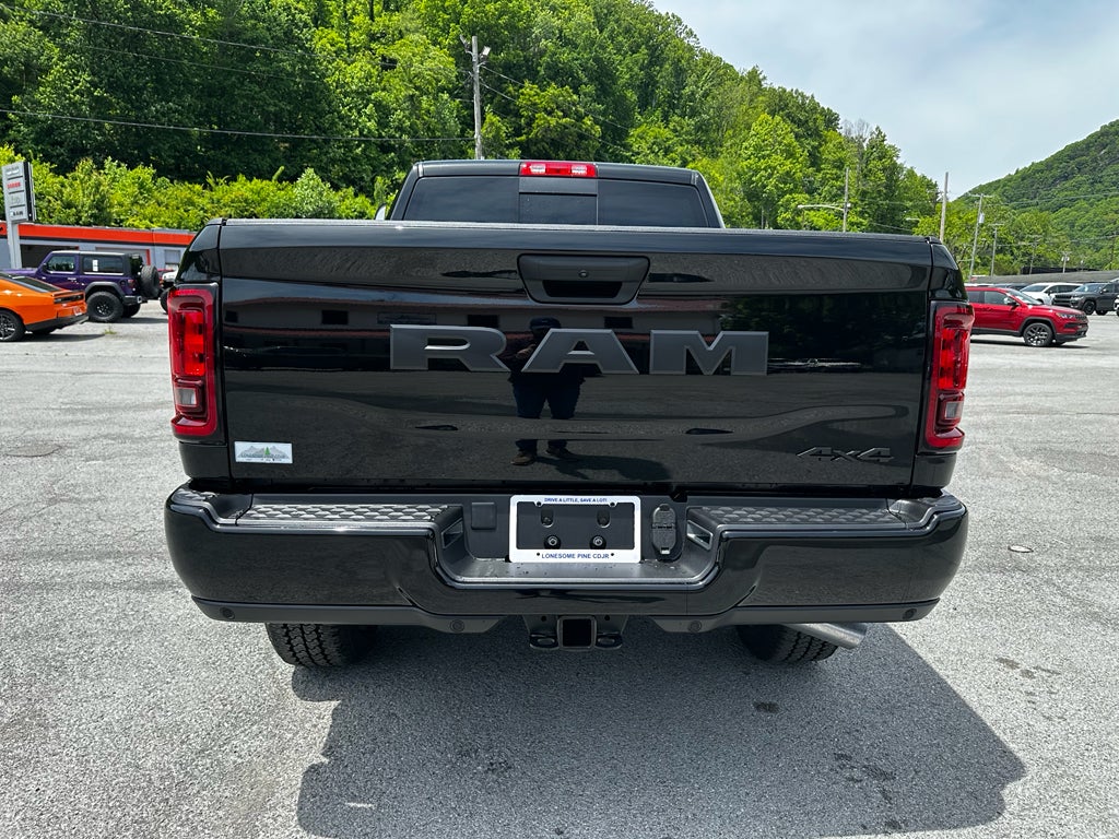 2026 RAM Ram 2500 RAM 2500 BLACK EXPRESS CREW CAB 4X4 6'4' BOX