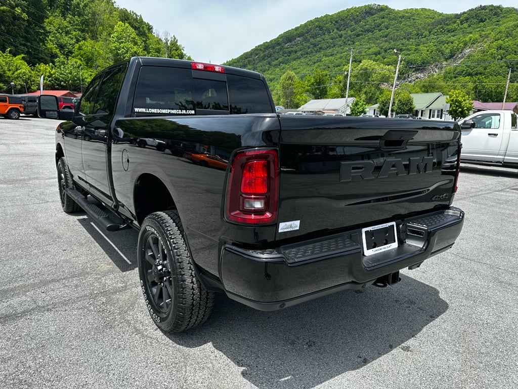 2026 RAM Ram 2500 RAM 2500 BLACK EXPRESS CREW CAB 4X4 6'4' BOX