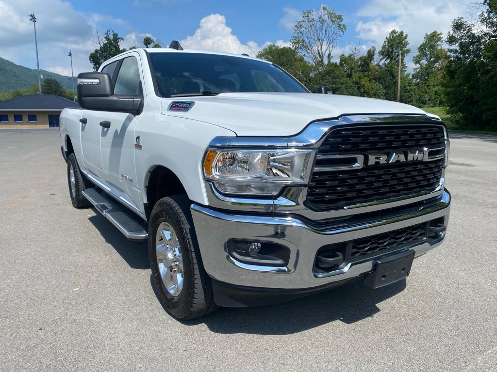 2024 RAM 2500 Big Horn Crew Cab 4x4 6'4' Box