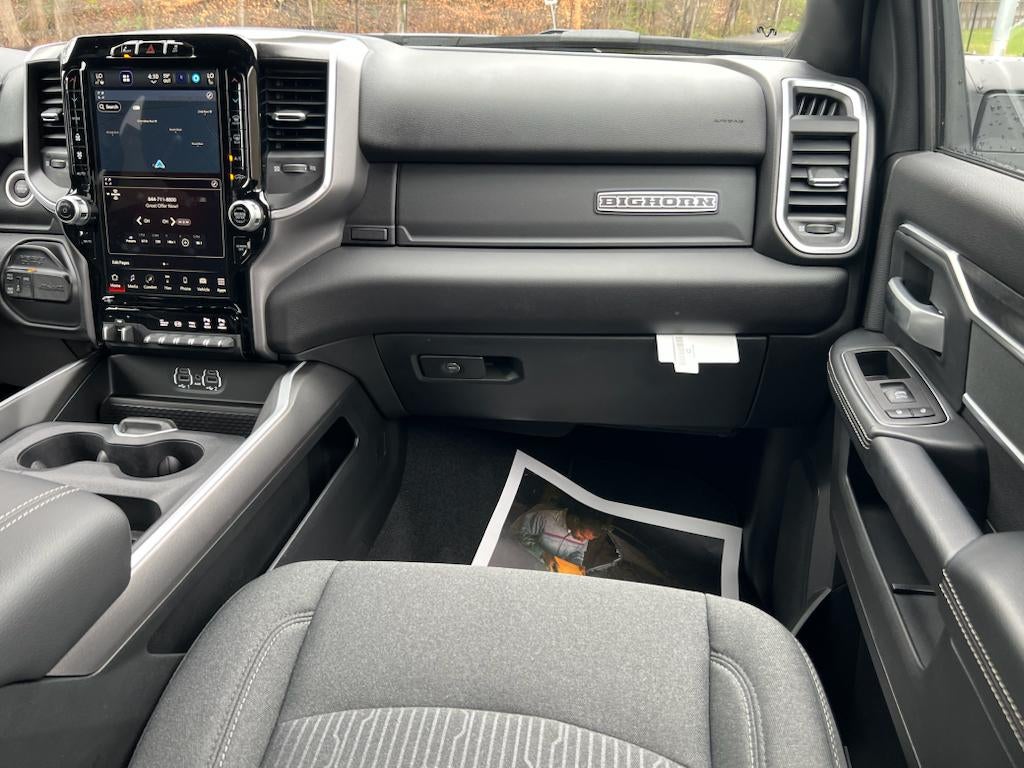 2024 RAM Ram 2500 RAM 2500 BIG HORN CREW CAB 4X4 6'4' BOX