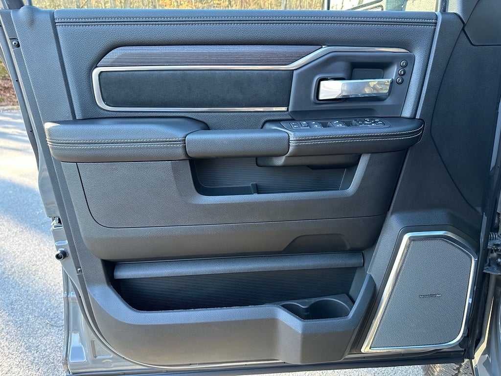 2026 RAM Ram 2500 RAM 2500 LARAMIE CREW CAB 4X4 8' BOX