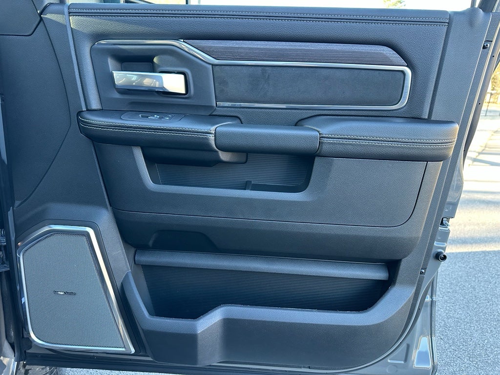 2026 RAM Ram 2500 RAM 2500 LARAMIE CREW CAB 4X4 8' BOX