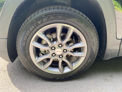 2024 GMC Terrain AWD SLT