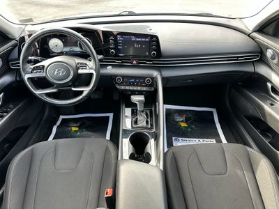 2022 Hyundai Elantra SEL