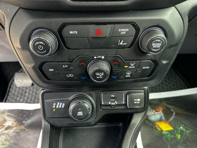 2023 Jeep Renegade Latitude 4x4